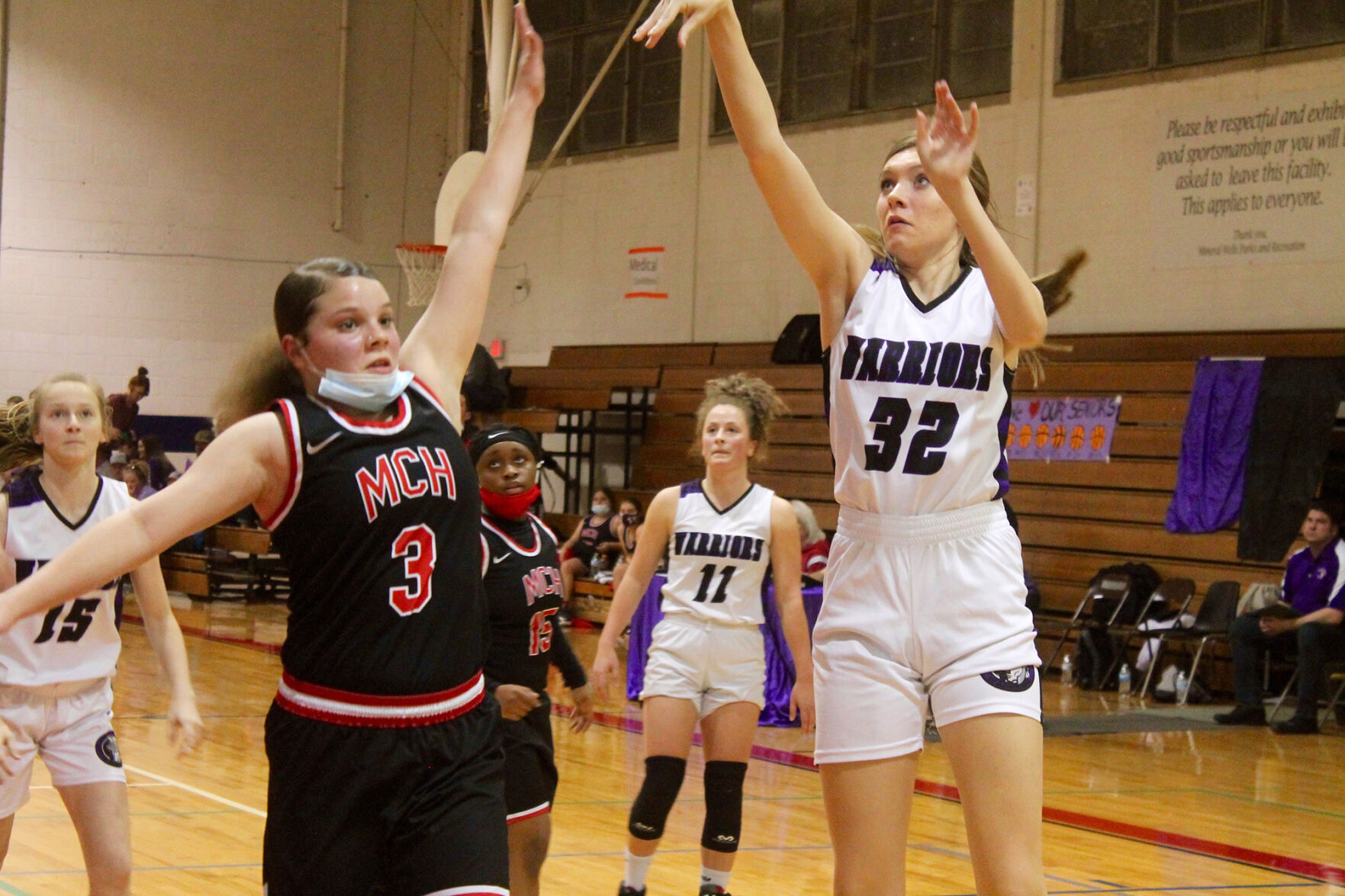 CC Kylie Maness shoots.jpg